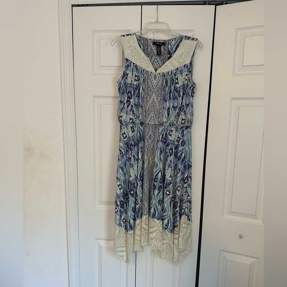👗3 for $20!! Style & Co. Blue and White Sleeveless V-Neck Sundress